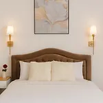 Loft Center