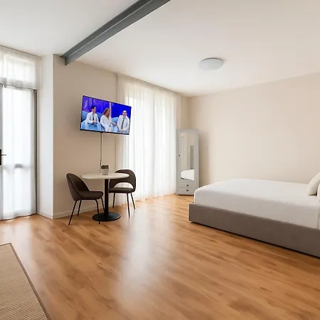 Loft Center *