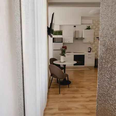 Loft Center 아파트 *